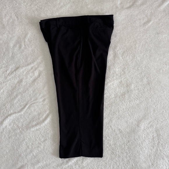 Christopher & Banks Capri Dress Pants Black Womens Size 10 - Picture 3 of 4